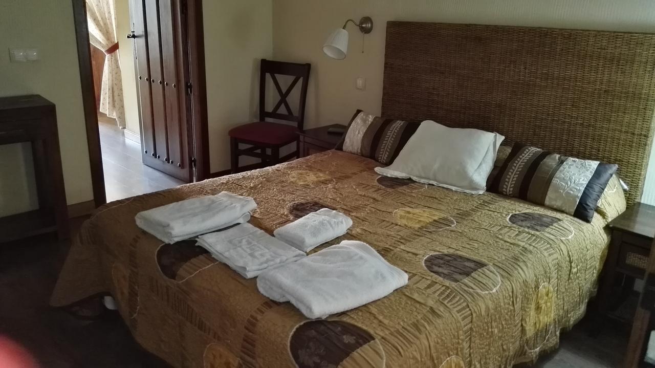 Hospederia Tia Maria Hotel กาสิยาส ภายนอก รูปภาพ